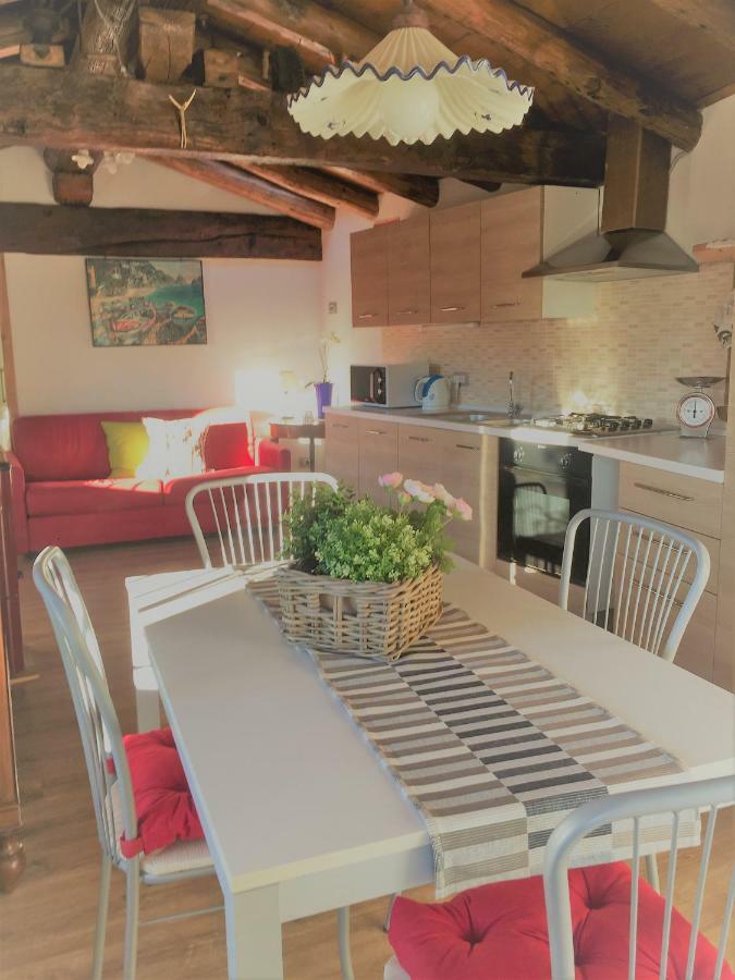 Apartamento Mansardino Malcesine Exterior foto