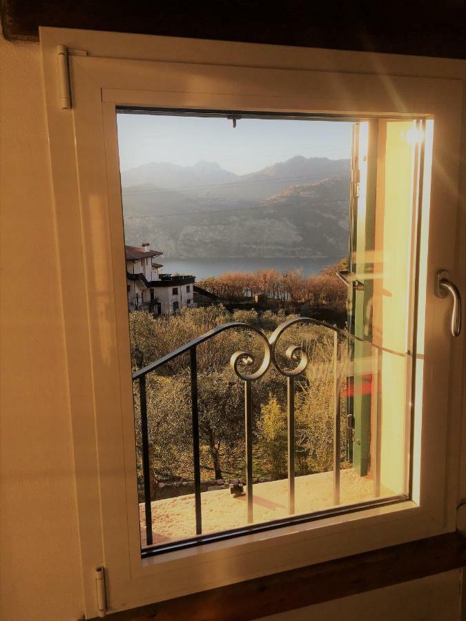 Apartamento Mansardino Malcesine Exterior foto